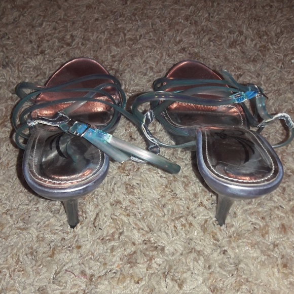 Shoes - Picture 3 of 3